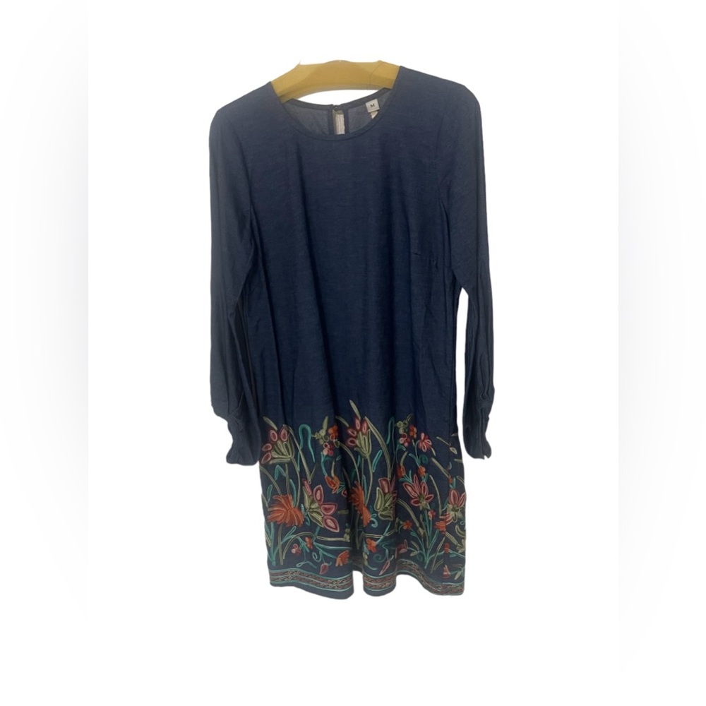 NWT Uncle Frank denim embroidered tunic size medium . Never worn.